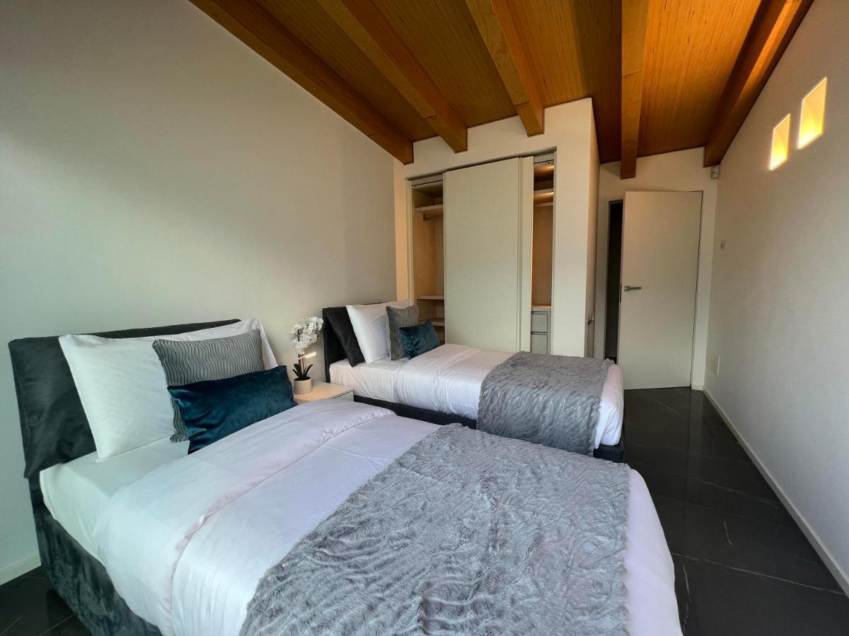 Luxury Lakefront Penthouse Леццено Екстер'єр фото